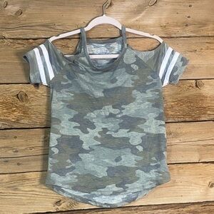 Mudd Green Camo Cold Shoulder Tee